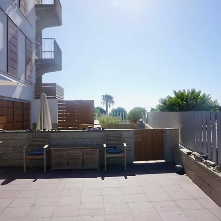 公寓 Apartement Near The Sea 厄尔梅达诺